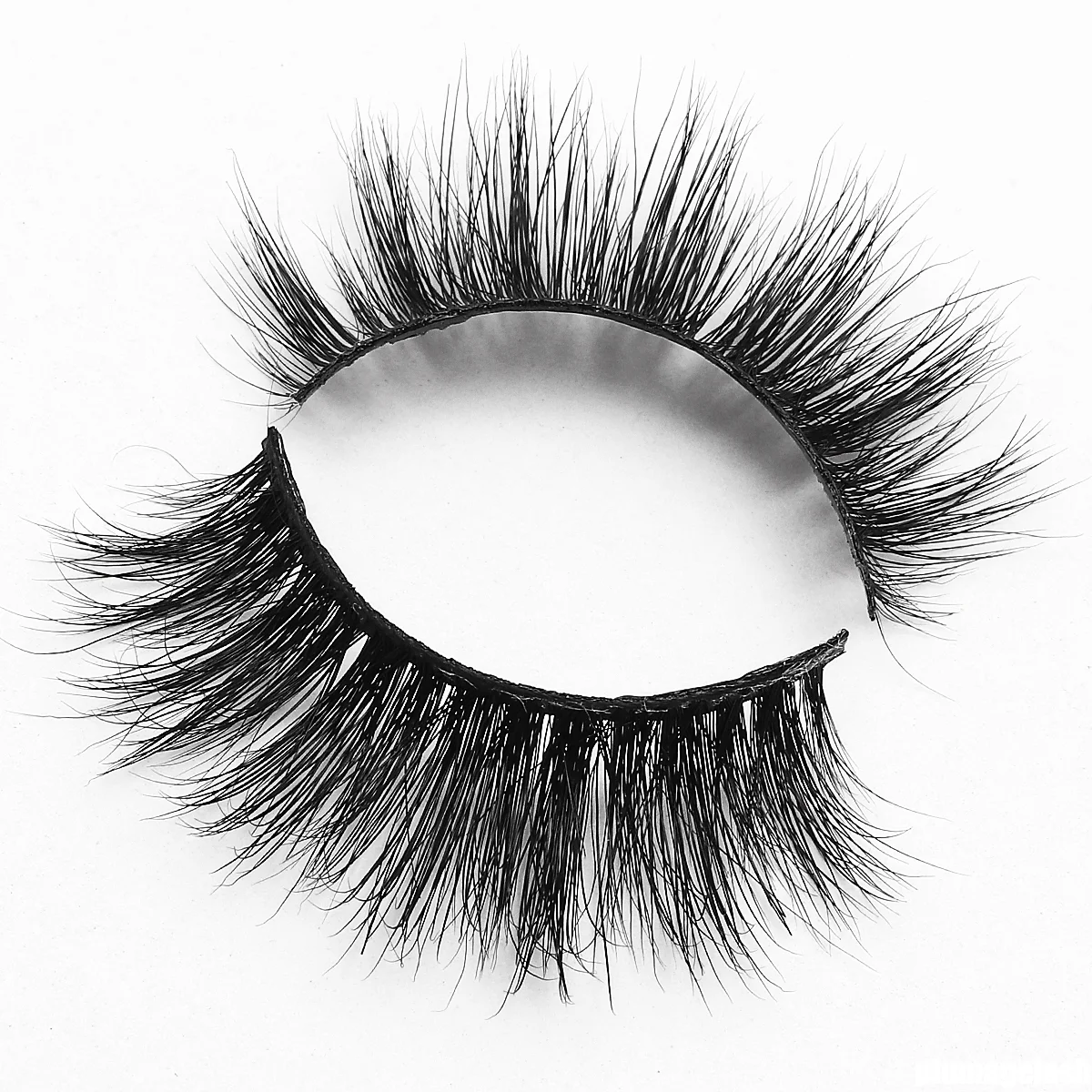 Wholesale beauty supply mink eyelashes manufacturer
