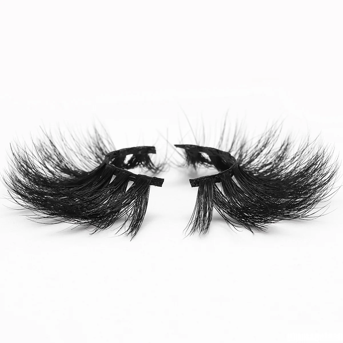 5D mink lashes are made of real mink fur